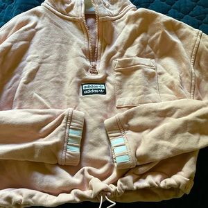 Light pink adidas sweater cropped